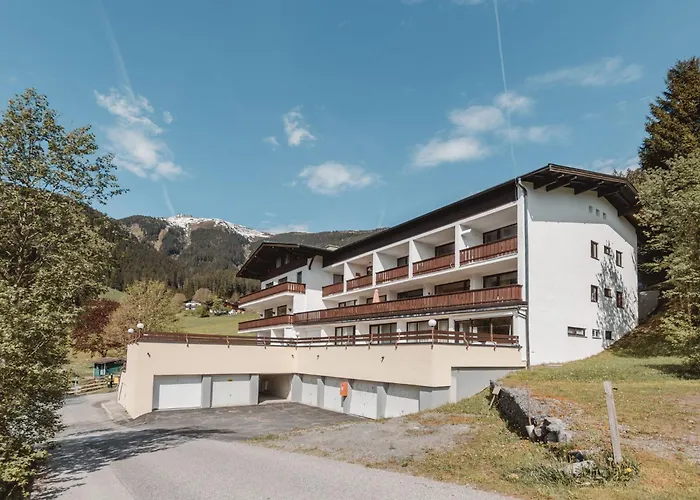 Max & Moritz 16 By Interhome Apartament Zell am See
